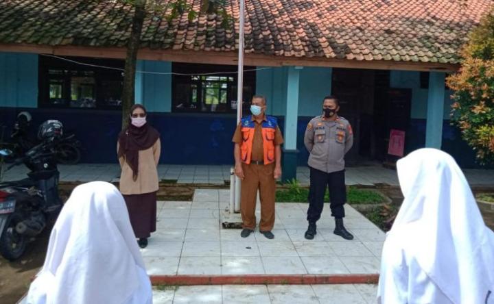 Cegah Omicron, Polsek Pabuaran Perketat Prokes Ke Lingkungan Sekolah