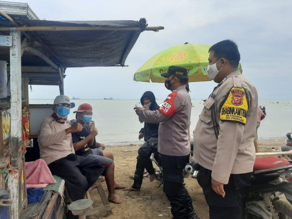 Polsek Pusakanagara Giat PPKM Level-3 Dan Ops Non Yustisi Gaktibplin Protokol Kesehatan Covid-19