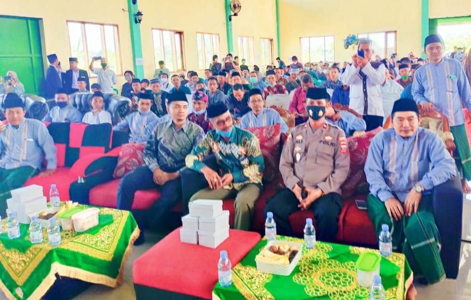 Kapolsek Pagaden Hadiri Undangan Khotmil Qur’an di Pondok Pesantren Darussalam Kunir