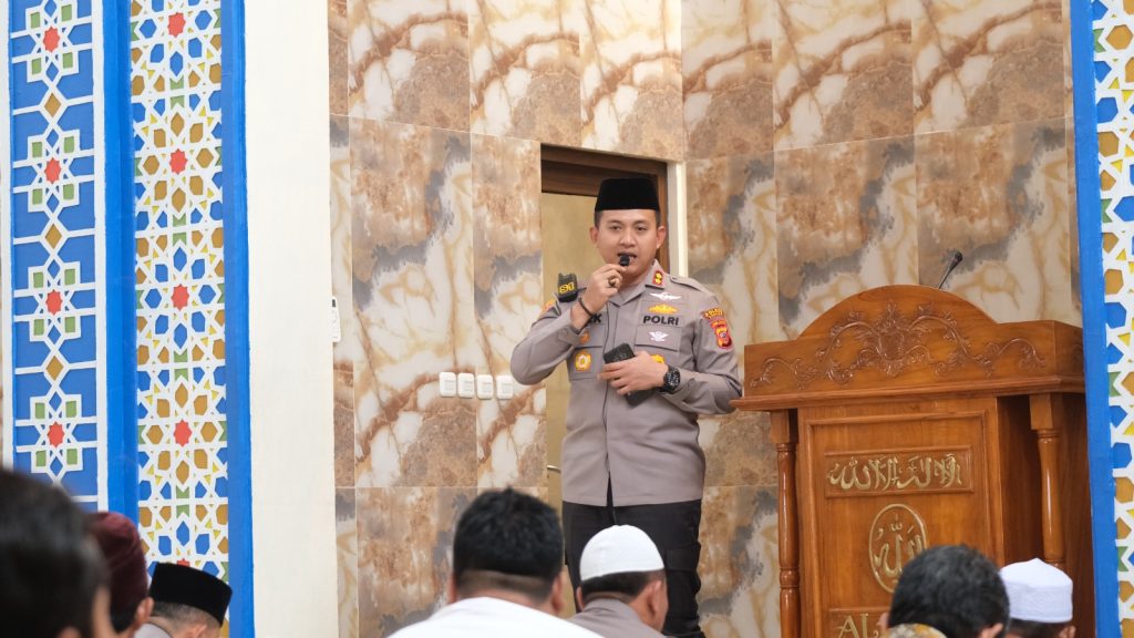 Serap Aspirasi, Kritik, dan Saran, Kapolres Subang Pimpin Giat Jumat Curhat Secara Serentak